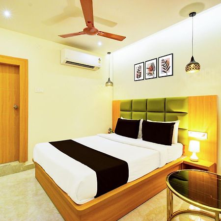 Hotel O Svs Suites Luxury Rooms Trimulgherry エクステリア 写真