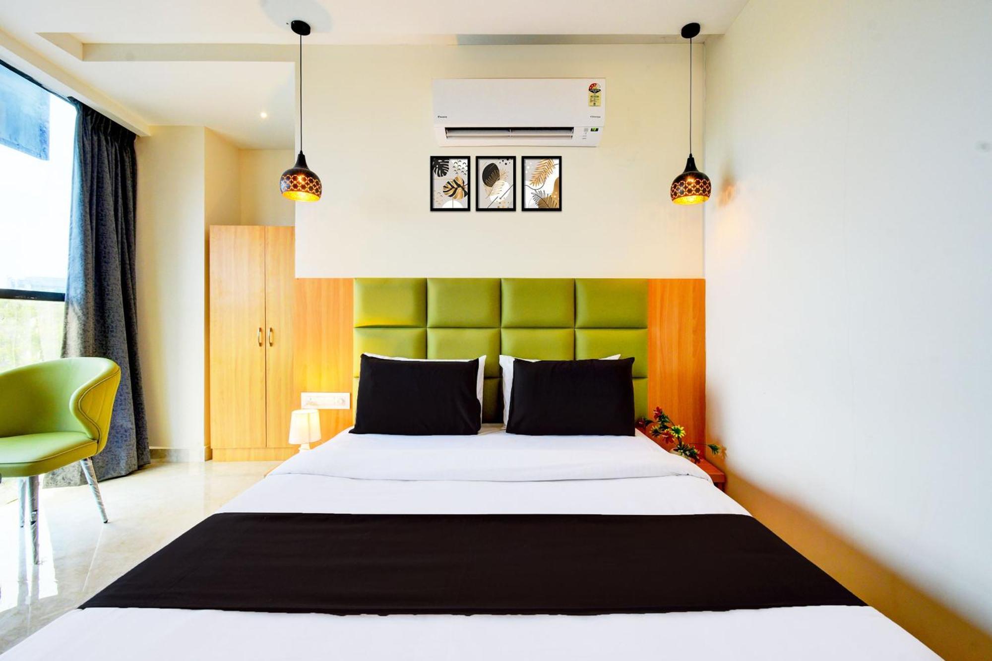 Hotel O Svs Suites Luxury Rooms Trimulgherry エクステリア 写真