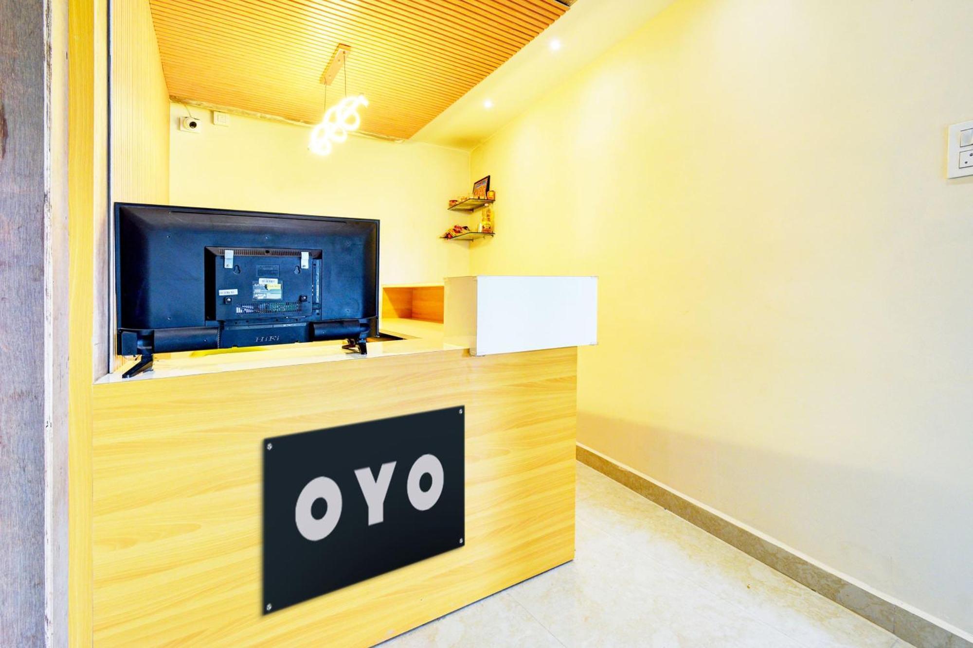 Hotel O Svs Suites Luxury Rooms Trimulgherry エクステリア 写真